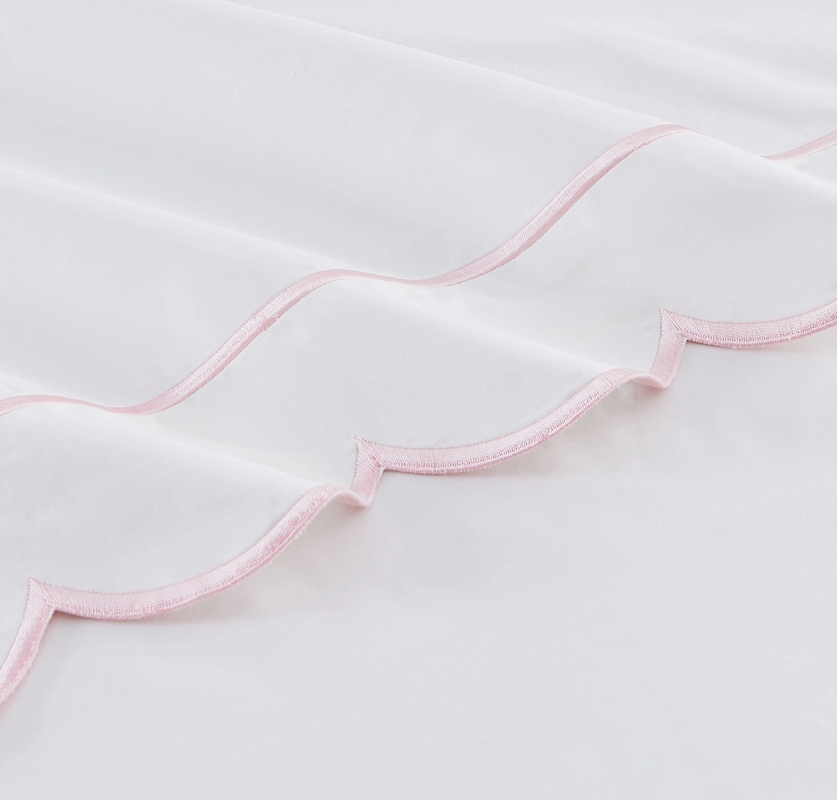 Scalloped Pillow Case